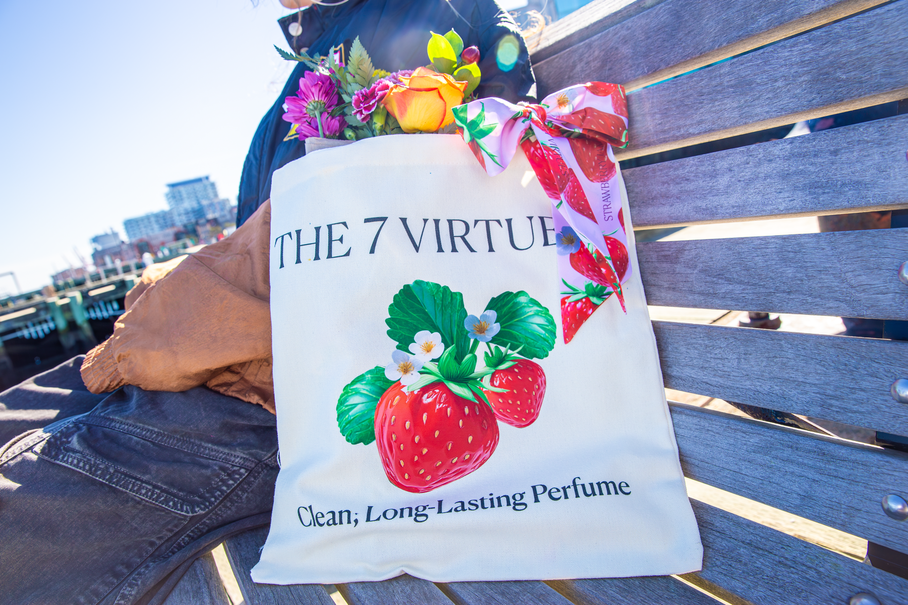 The 7 Virtues Strawberry Jam torba tote truskawkowa